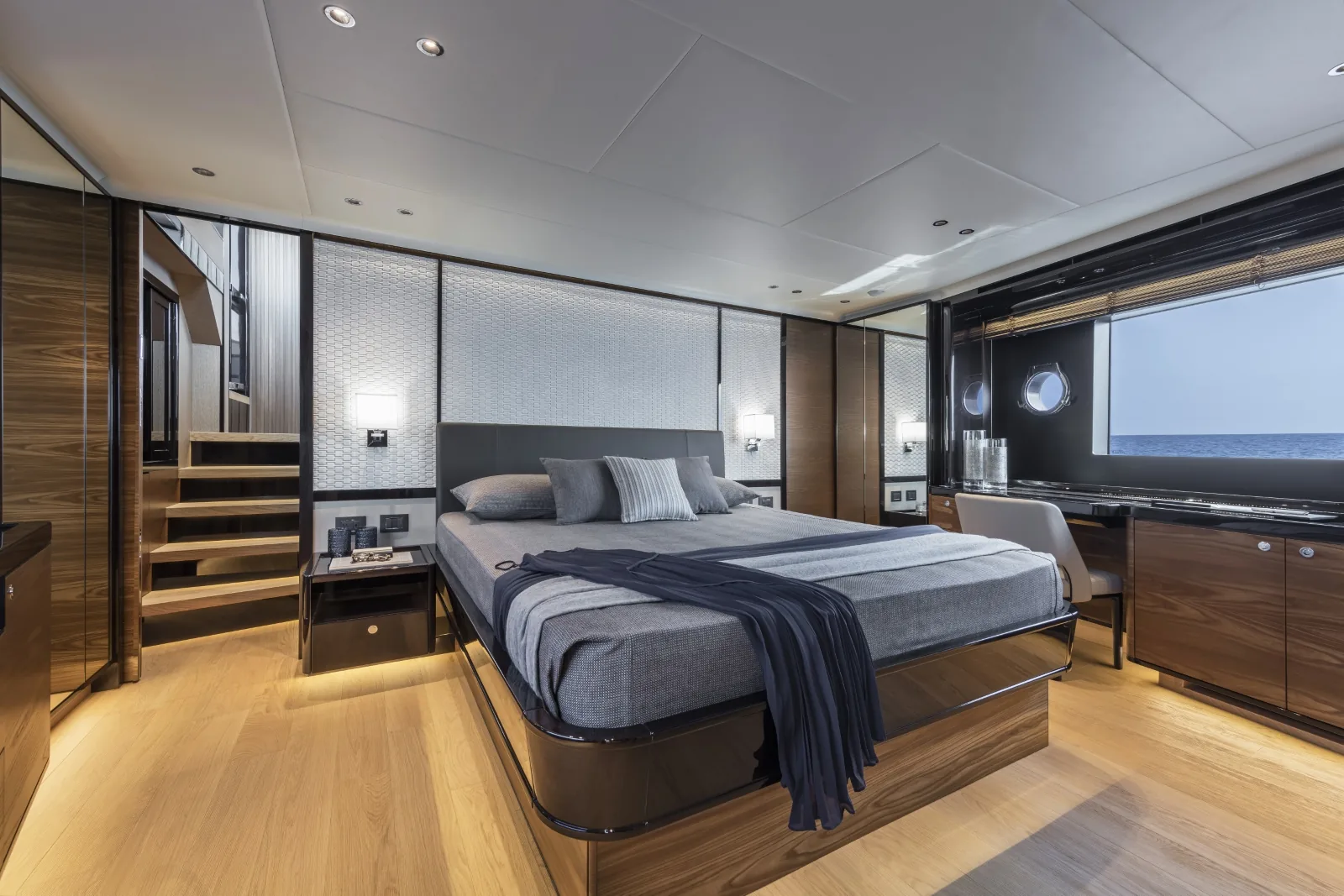 A4A - photo 28 yacht charter Mykonos
