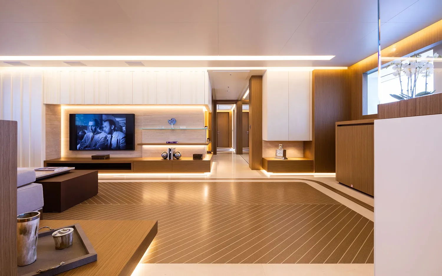 ALFA - photo 20 yacht charter Mykonos