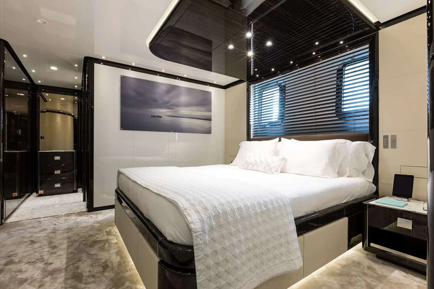 ANDIAMO - photo 15 yacht charter Mykonos