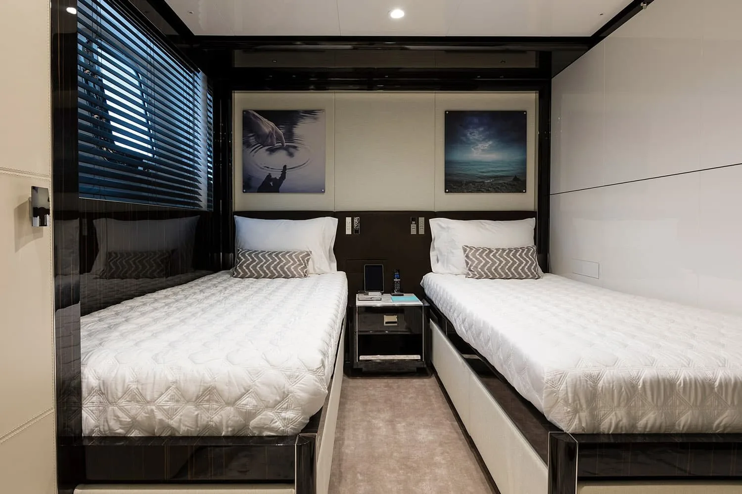 ANDIAMO - photo 18 yacht charter Mykonos