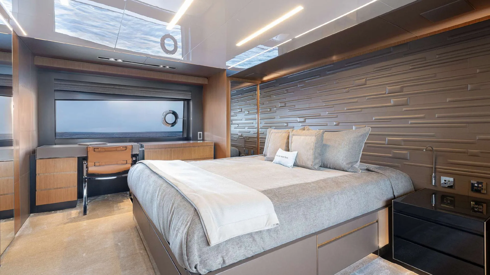 Ariyas - photo 19 yacht charter Mykonos