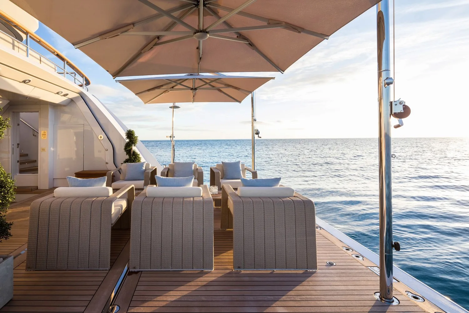 ARTISAN - photo 7 yacht charter Mykonos