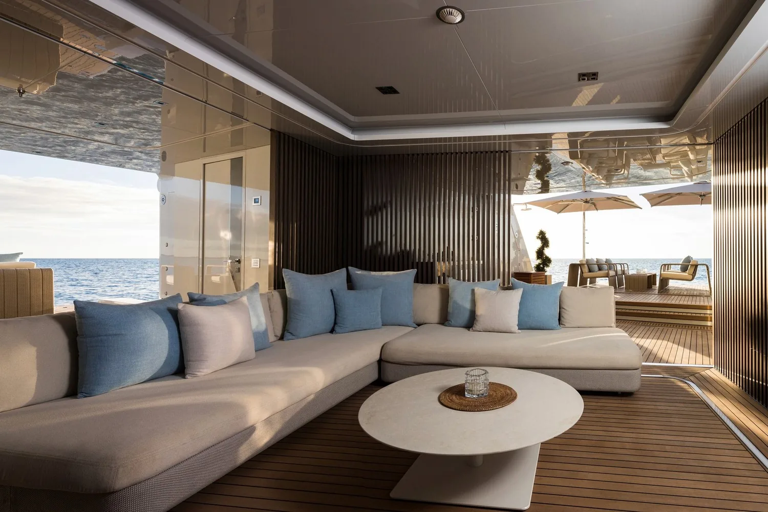ARTISAN - photo 9 yacht charter Mykonos