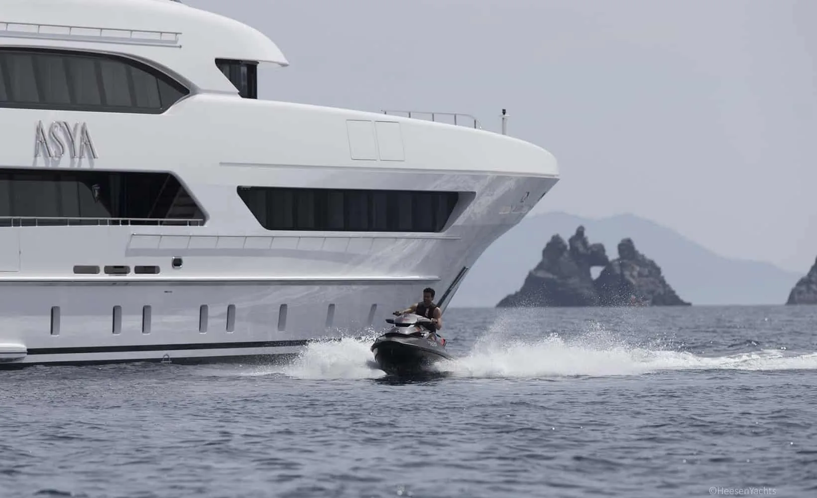 ASYA - photo 8 yacht charter Mykonos