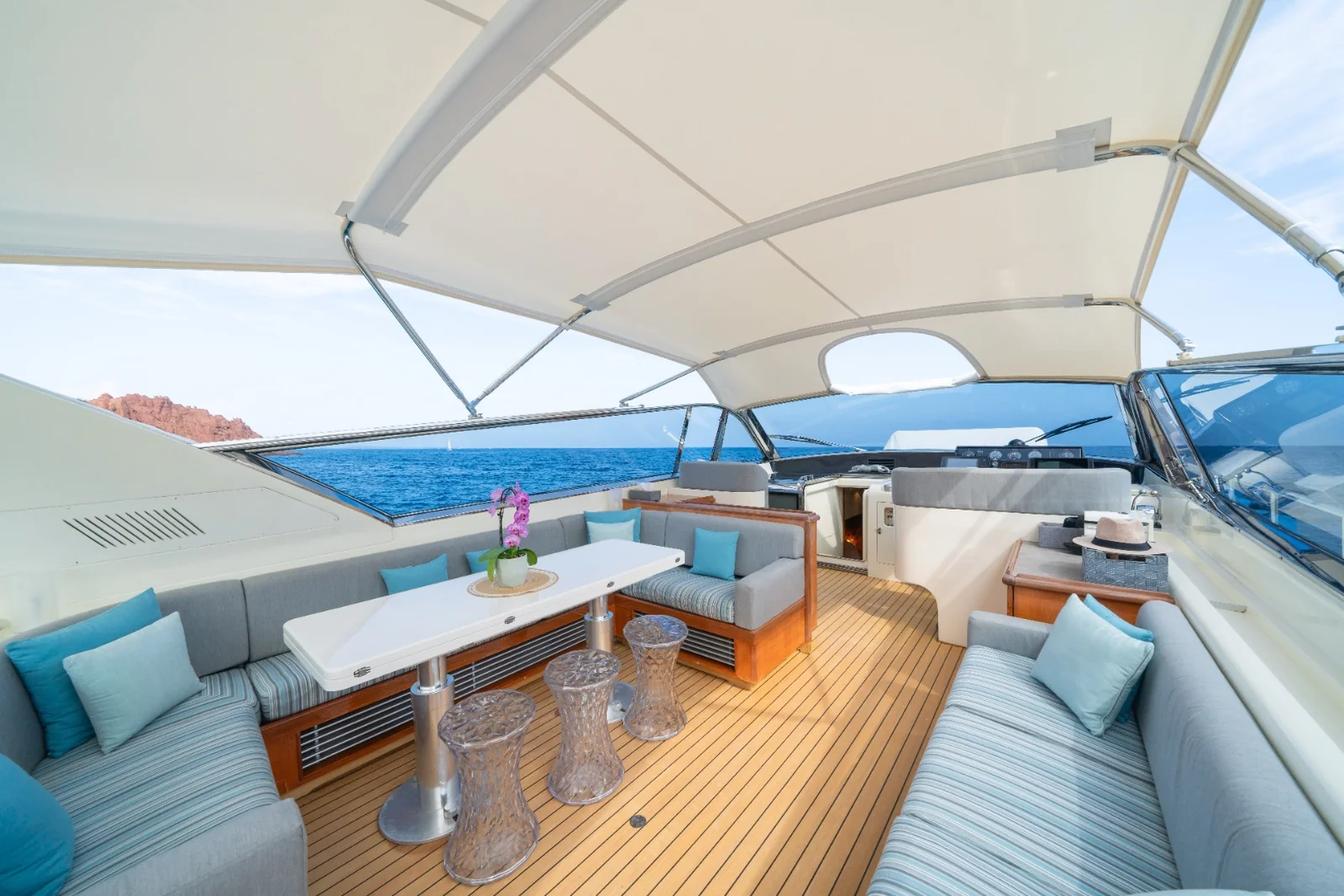 Baoli - photo 15 yacht charter Mykonos