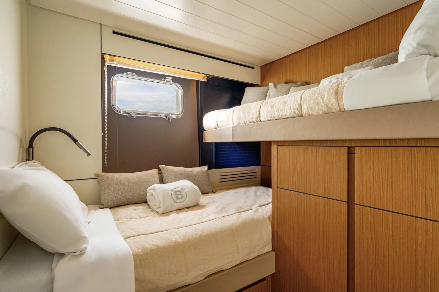 BLUEGAME BGX63 - photo 17 yacht charter Mykonos