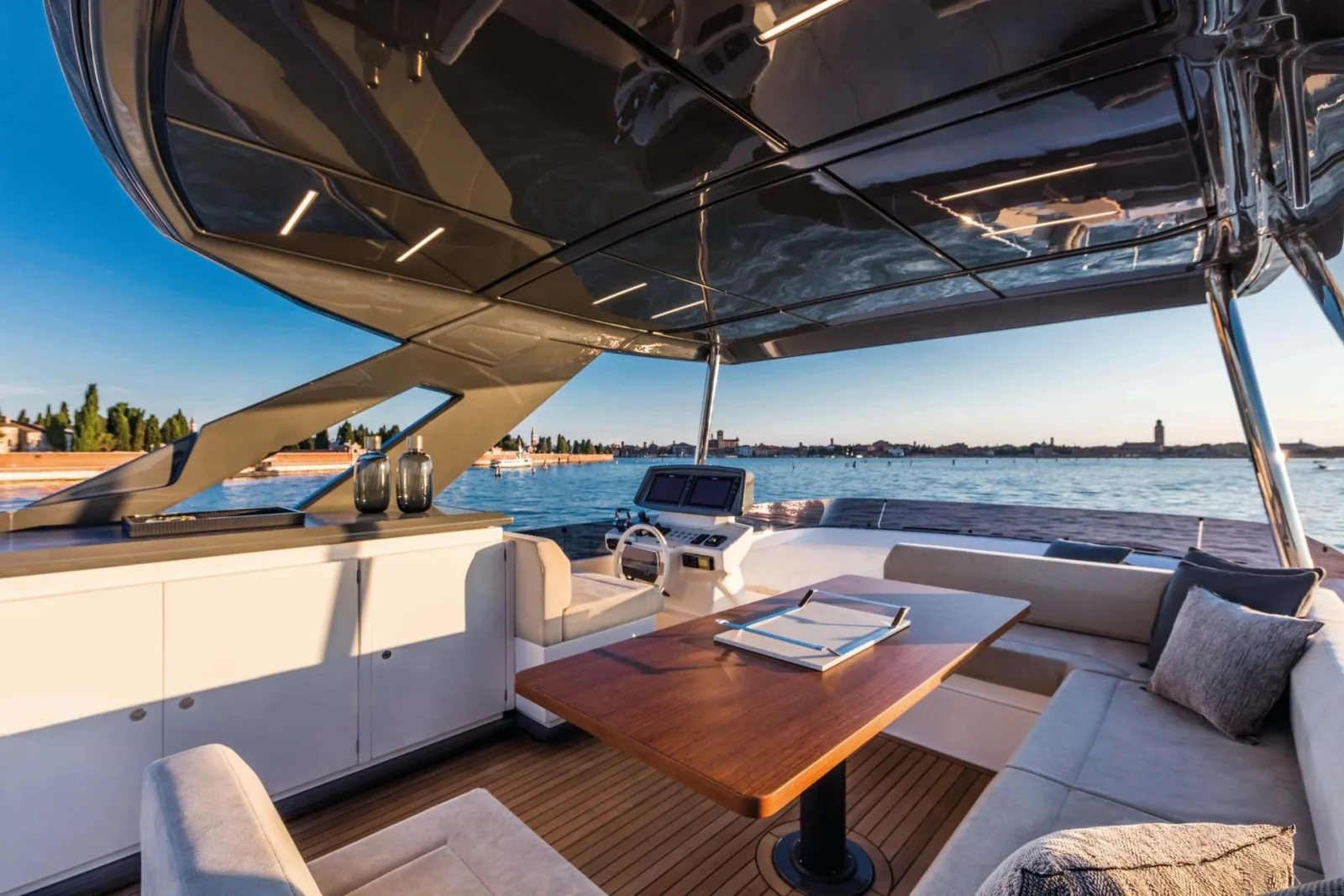 CARE ONE - photo 9 yacht charter Mykonos