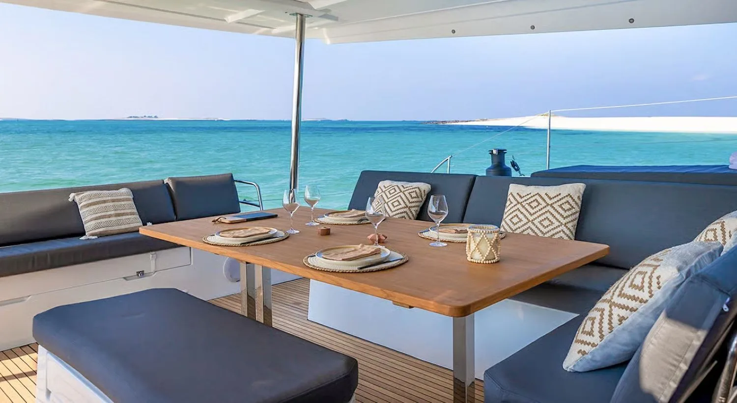 CATAMARAN AURA 51 - photo 6 yacht charter Mykonos