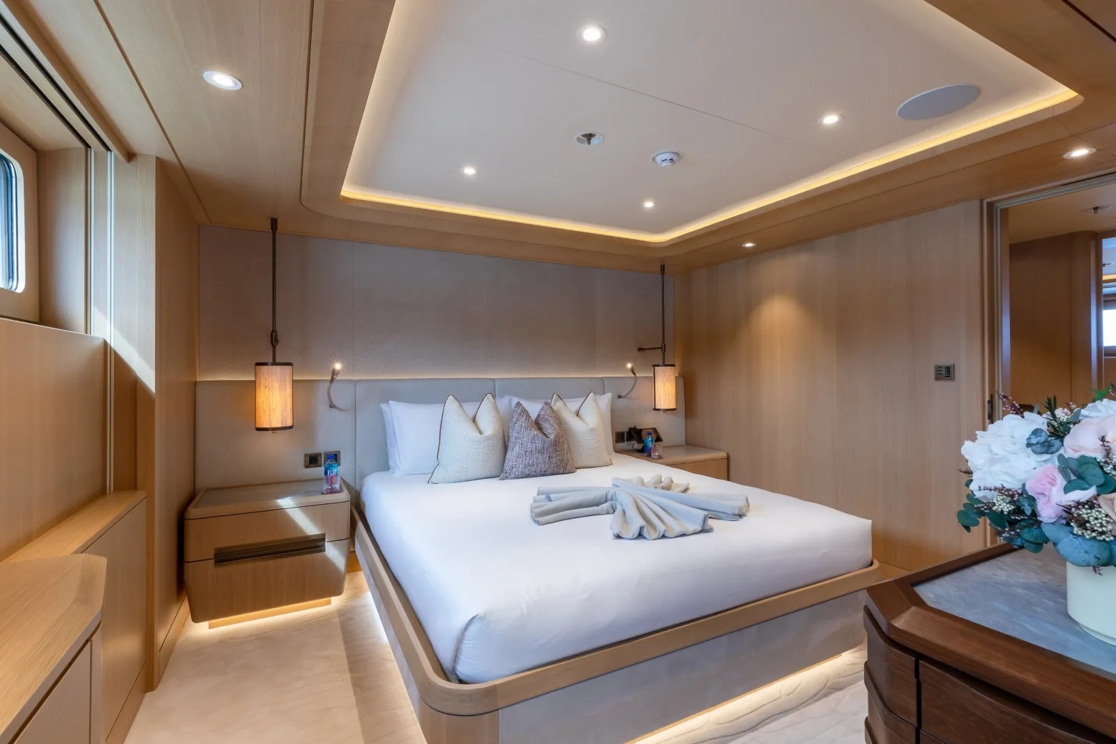 COME TOGETHER - photo 35 yacht charter Mykonos