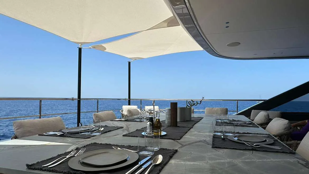 Cosmico - photo 15 yacht charter Mykonos