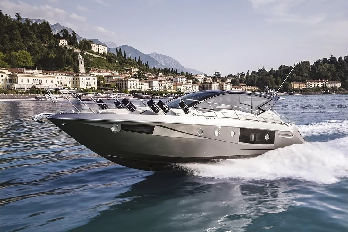 Cranchi M44 HT - photo 3 yacht charter Mykonos