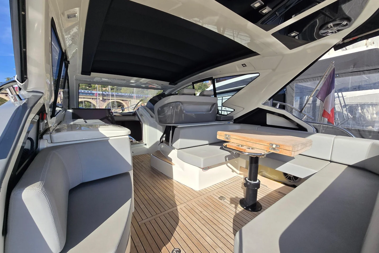 Cranchi M44 HT - photo 4 yacht charter Mykonos