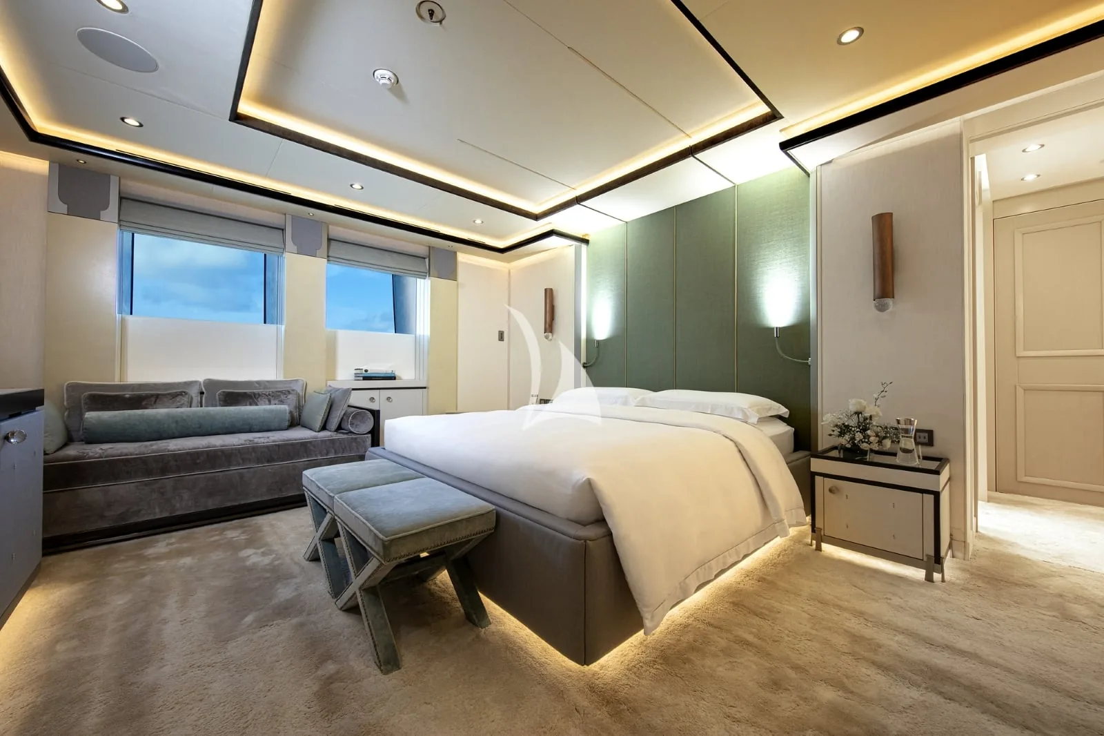 DAR - photo 44 yacht charter Mykonos