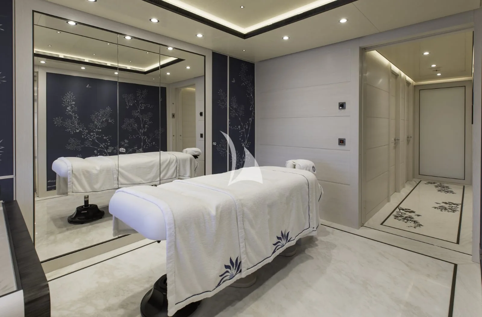DAR - photo 52 yacht charter Mykonos