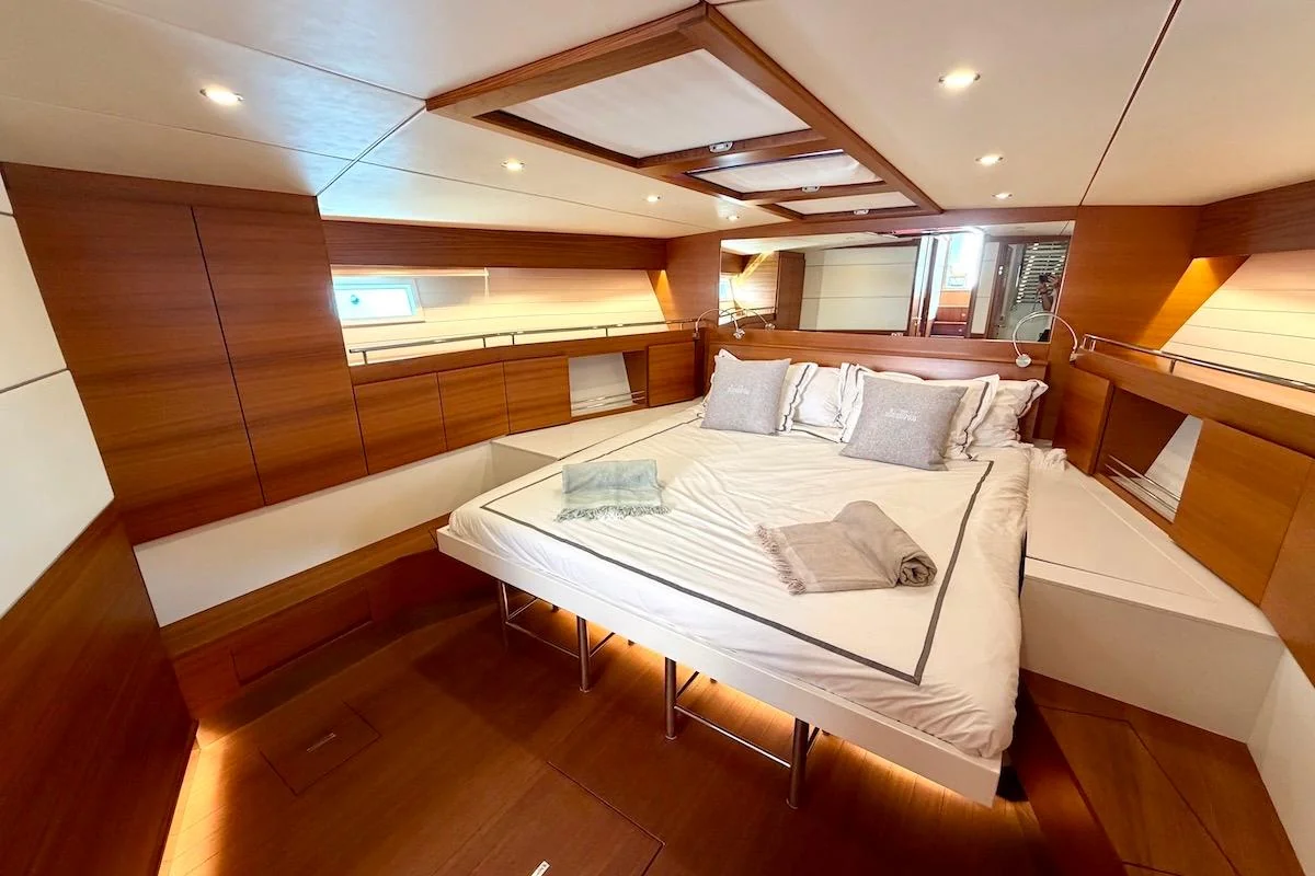 Delta 60 Open - photo 4 yacht charter Mykonos