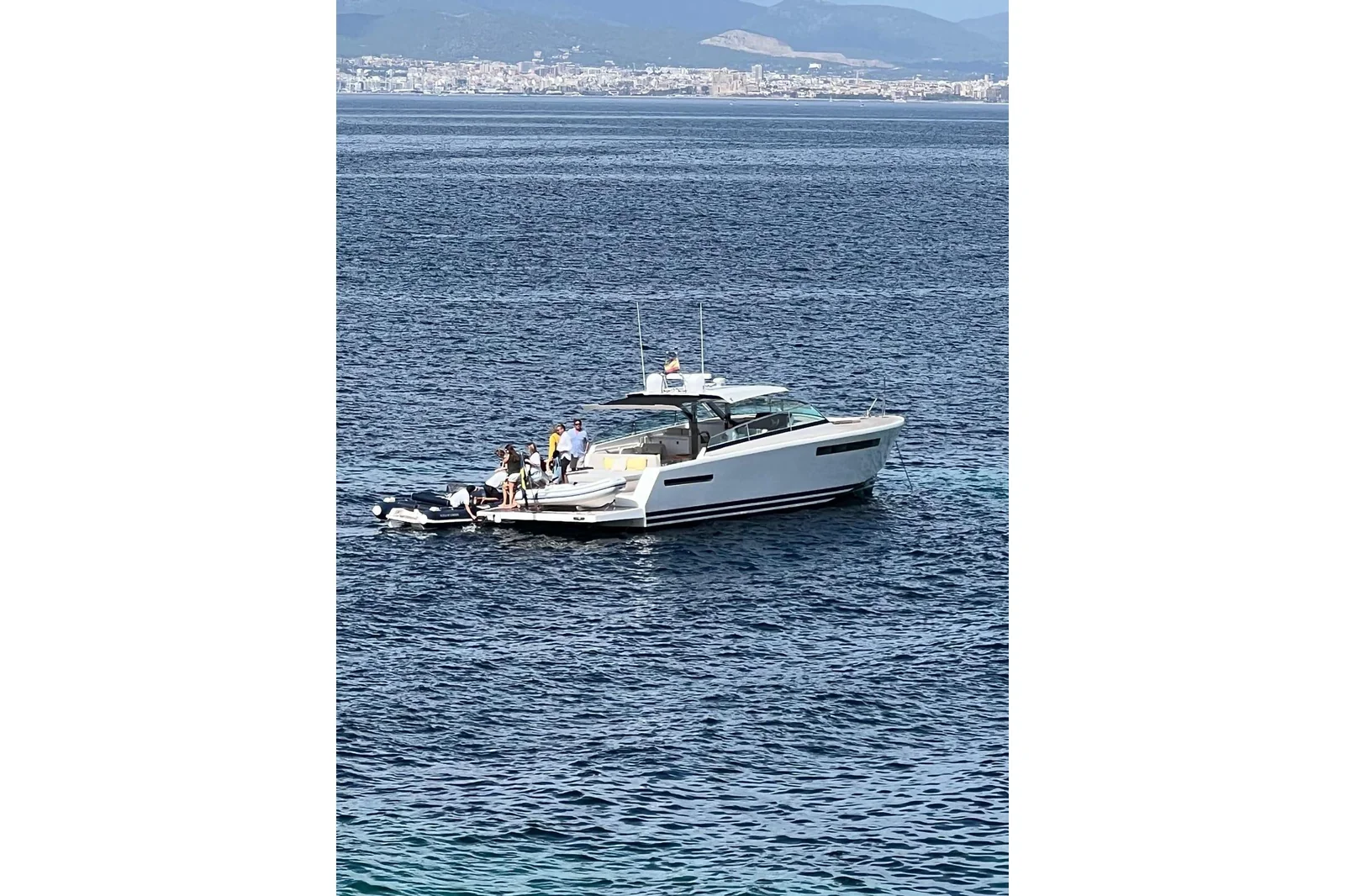 Delta 60 Open - photo 10 yacht charter Mykonos