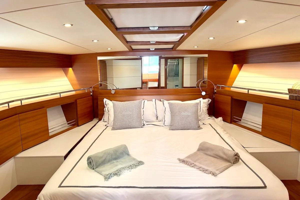 Delta 60 Open - photo 23 yacht charter Mykonos
