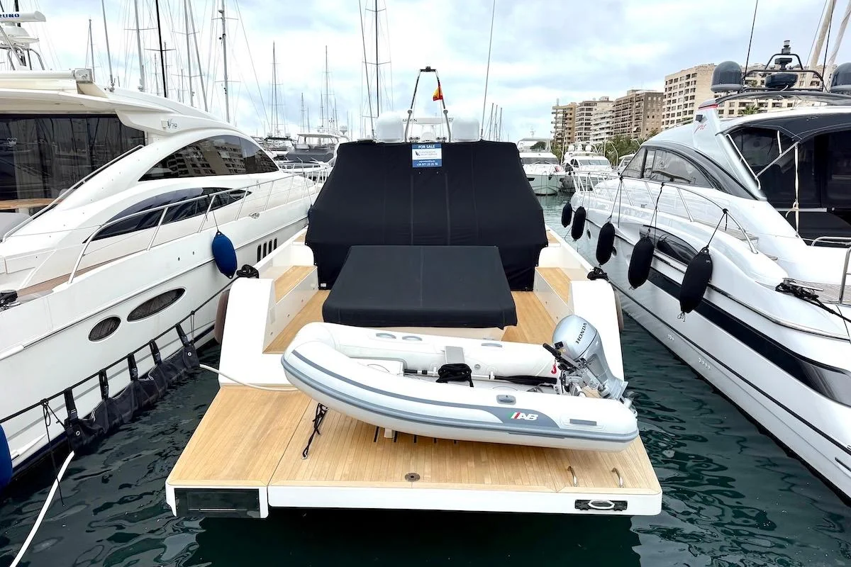 Delta 60 Open - photo 30 yacht charter Mykonos