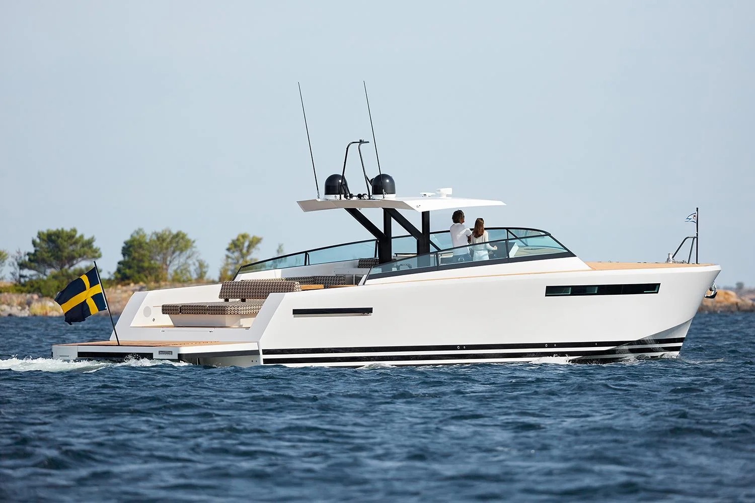 Delta 60 Open - photo 37 yacht charter Mykonos