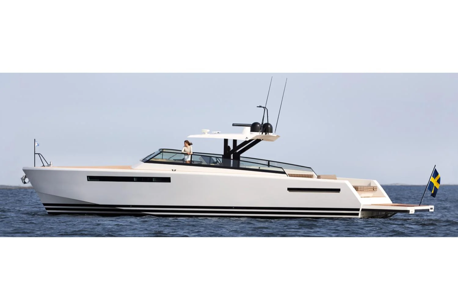 Delta 60 Open - photo 38 yacht charter Mykonos