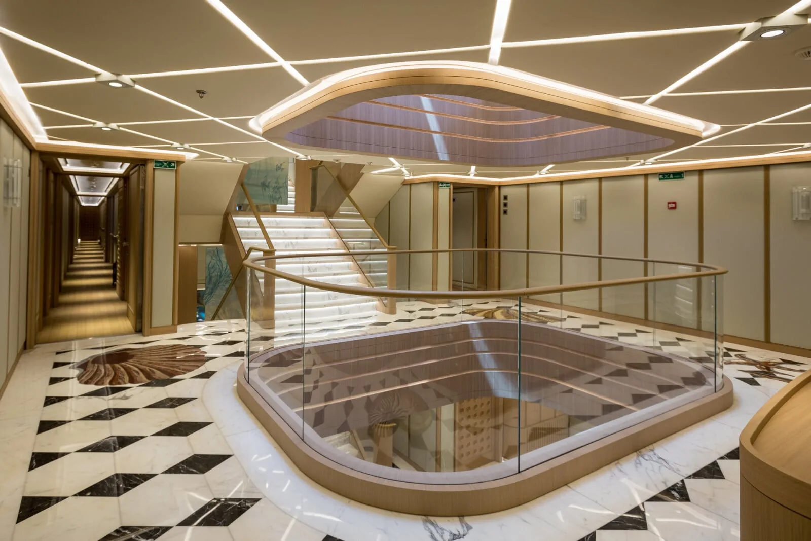 DREAM - photo 12 yacht charter Mykonos