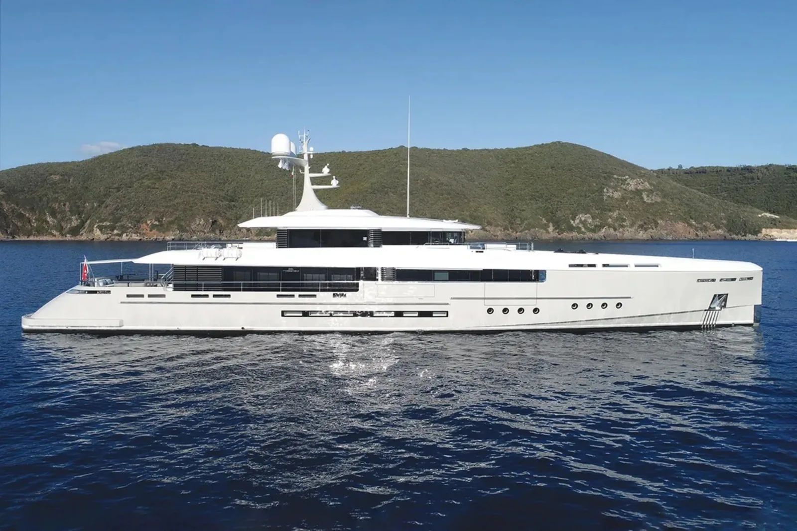 ENDEAVOUR 2 - photo 1 yacht charter Mykonos