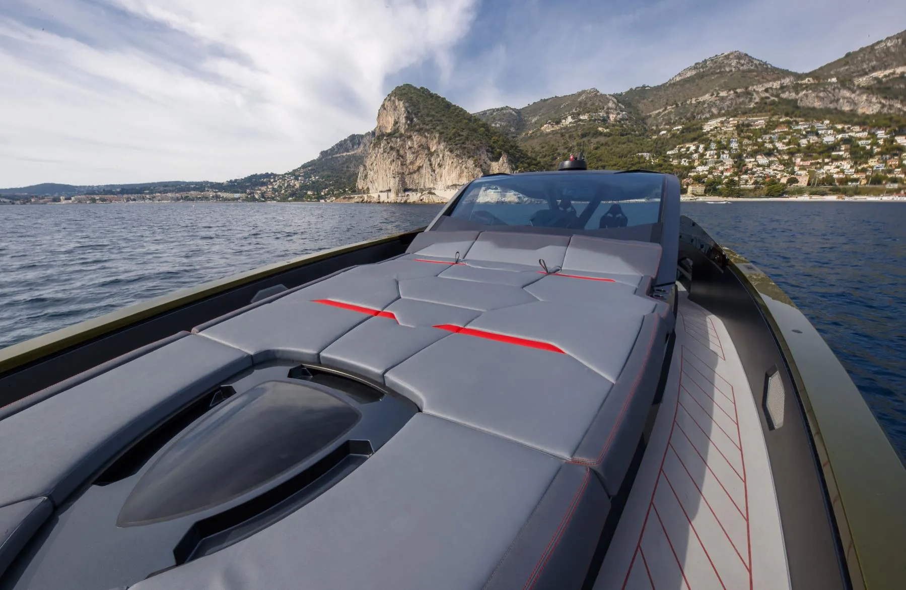 Fast One - photo 10 yacht charter Mykonos
