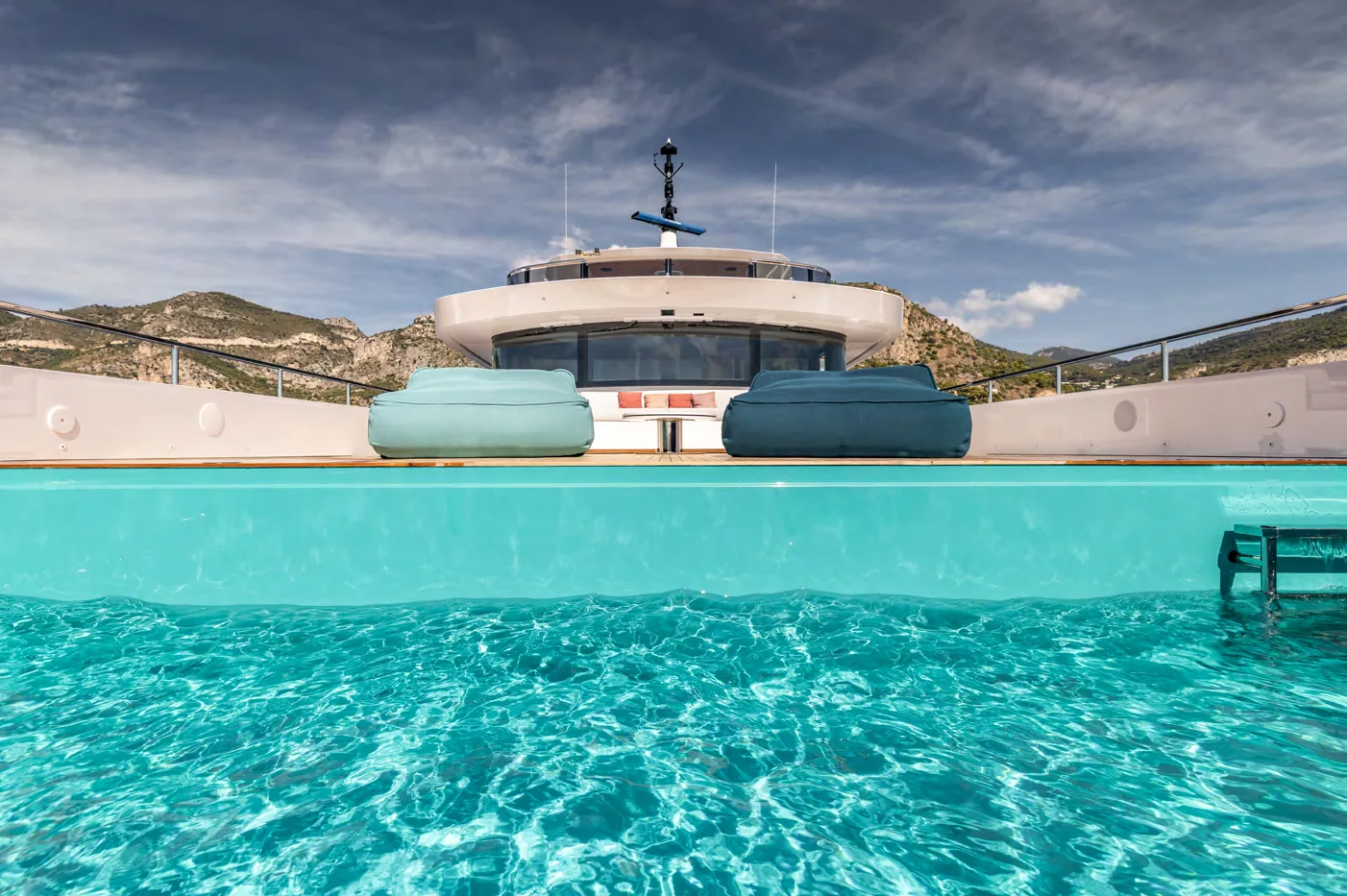 Felicita - photo 38 yacht charter Mykonos