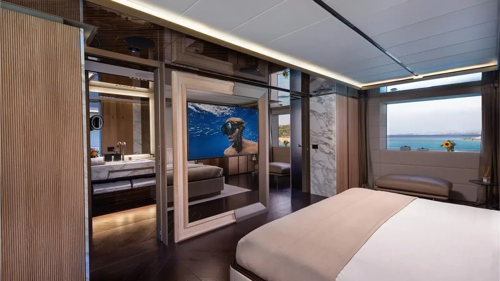 GECO - photo 32 yacht charter Mykonos
