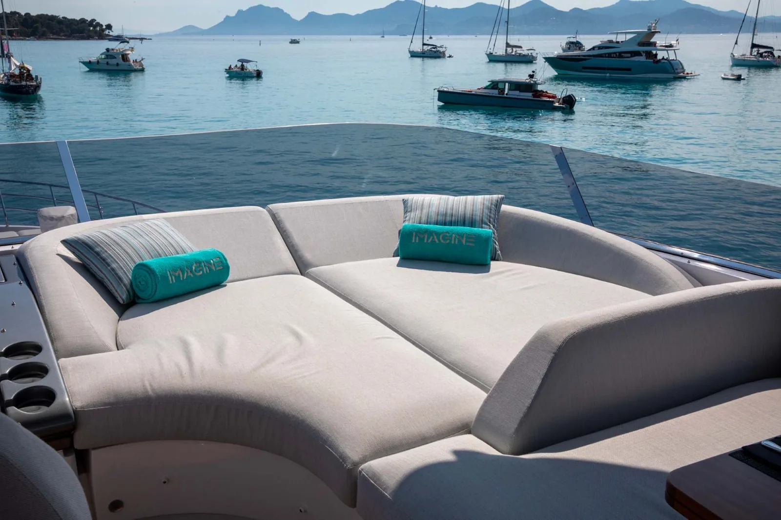 IMAGINE - photo 6 yacht charter Mykonos