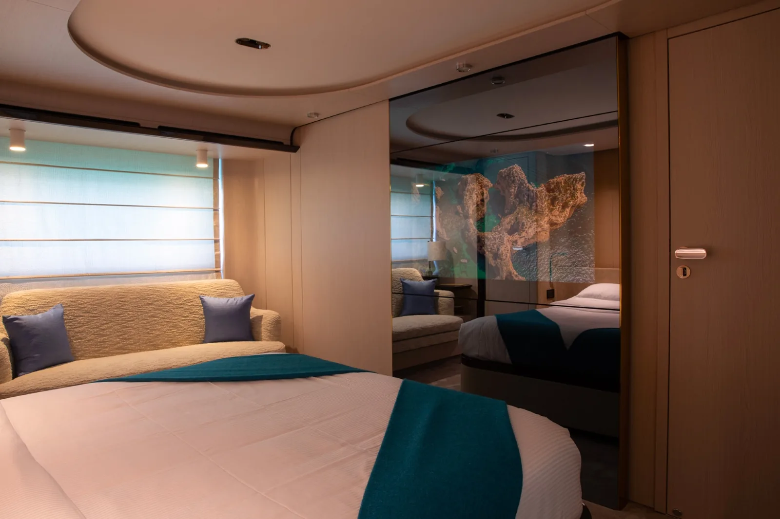 IMAGINE - photo 16 yacht charter Mykonos