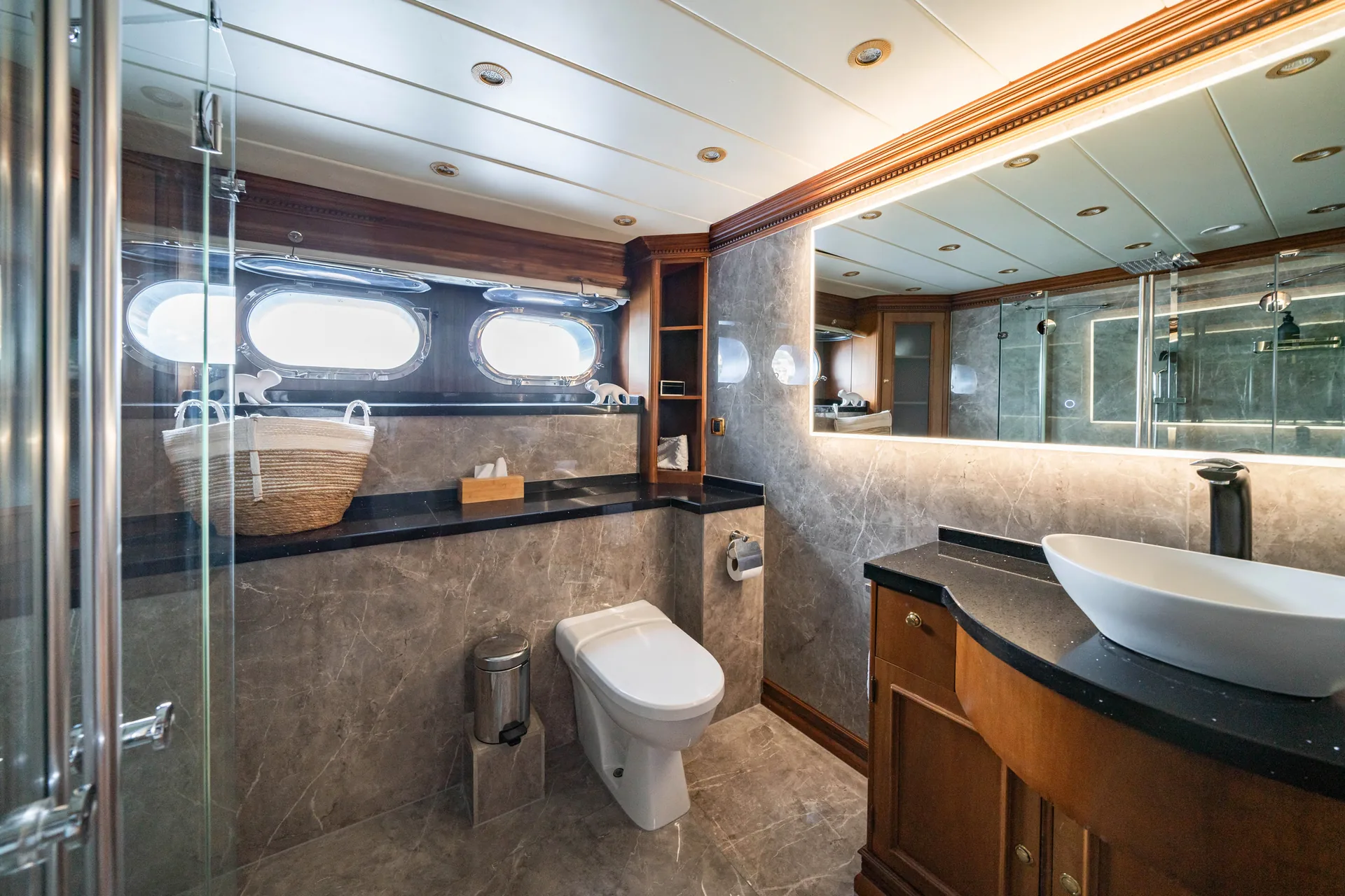 Irama - photo 19 yacht charter Mykonos