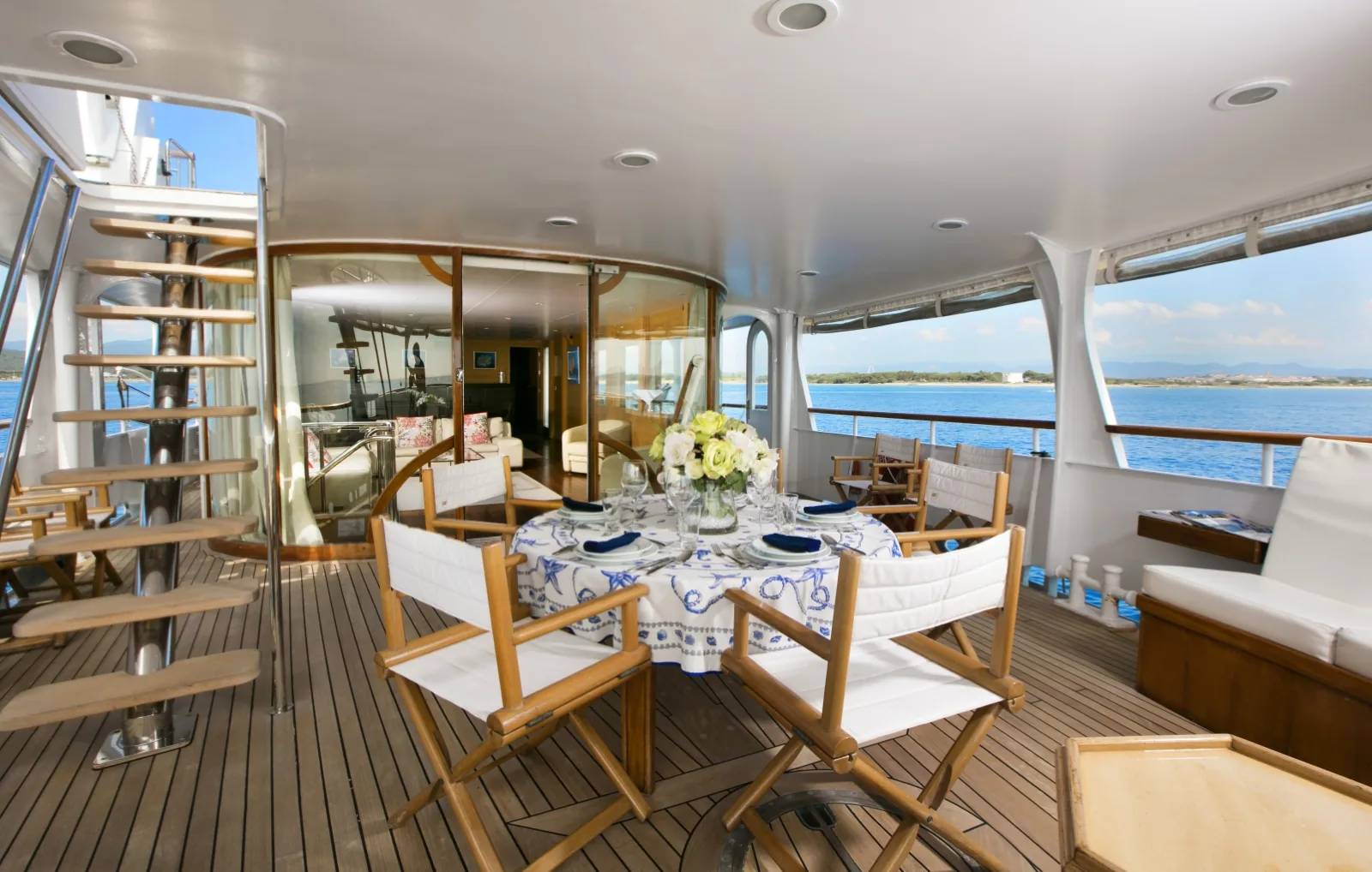 LADY JERSEY - photo 7 yacht charter Mykonos