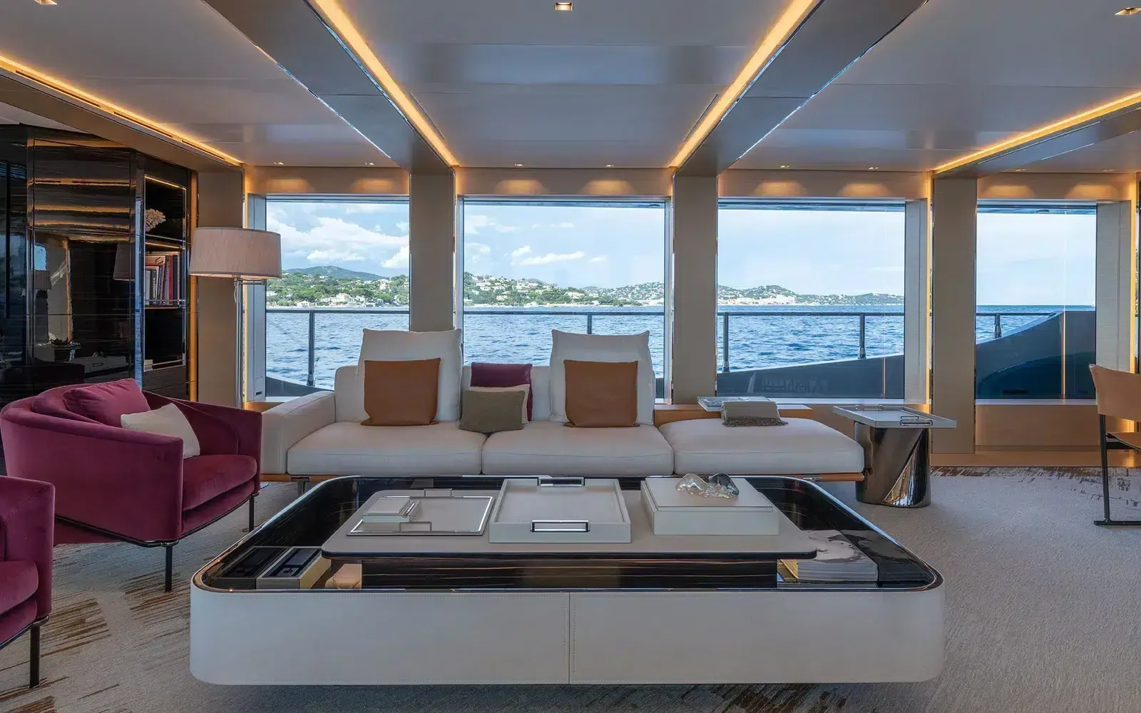 LEL - photo 17 yacht charter Mykonos