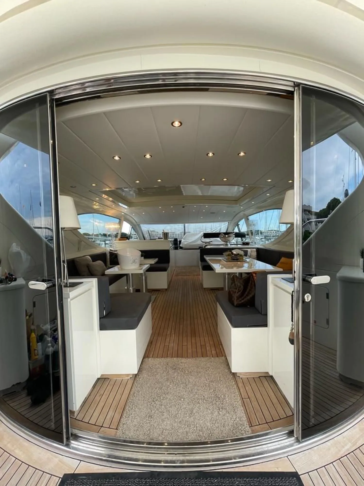 LEOPARD 24 - photo 11 yacht charter Mykonos