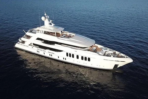LIQUID SKY - yacht charter Mykonos