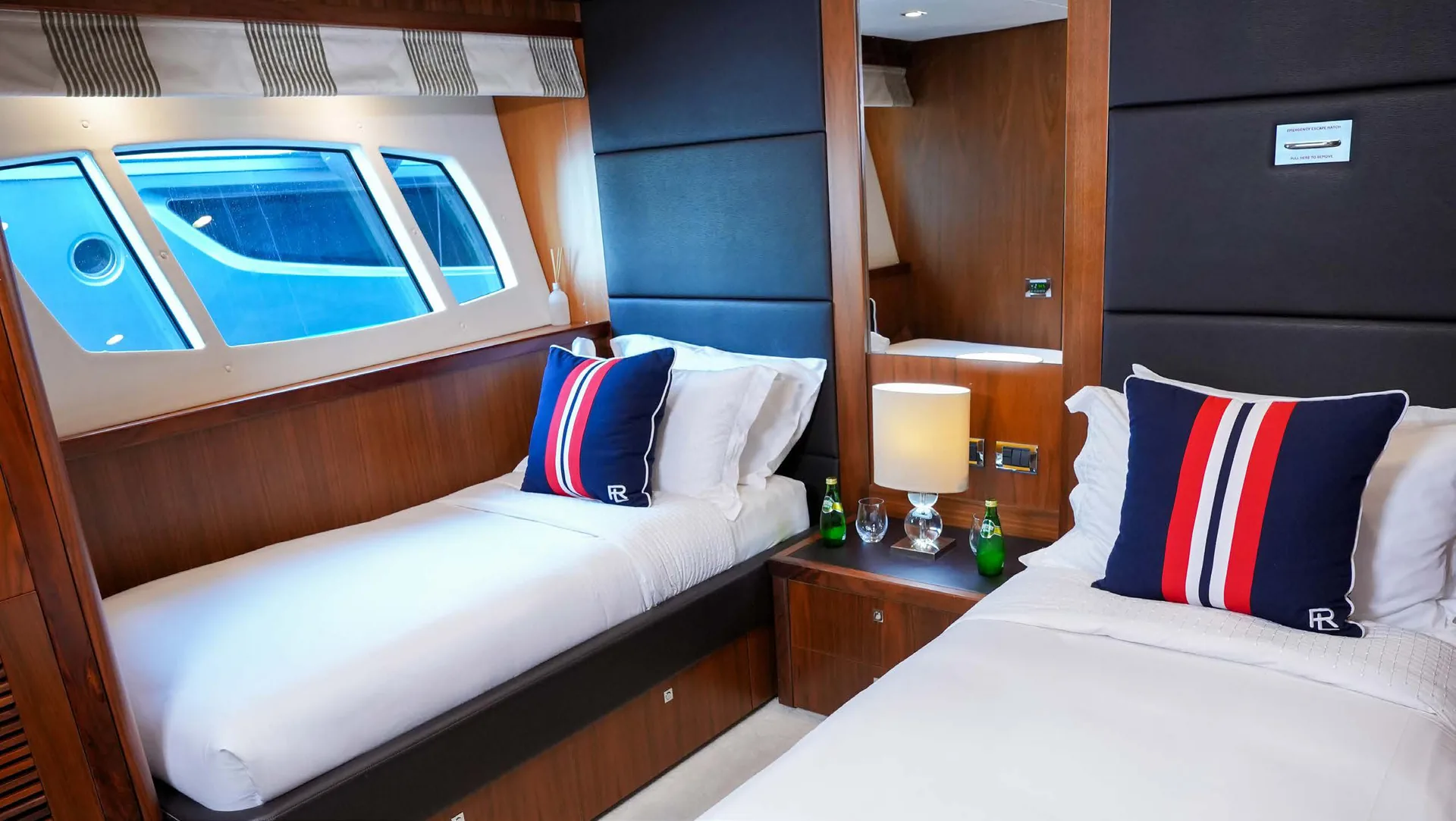 Lucien - photo 32 yacht charter Mykonos