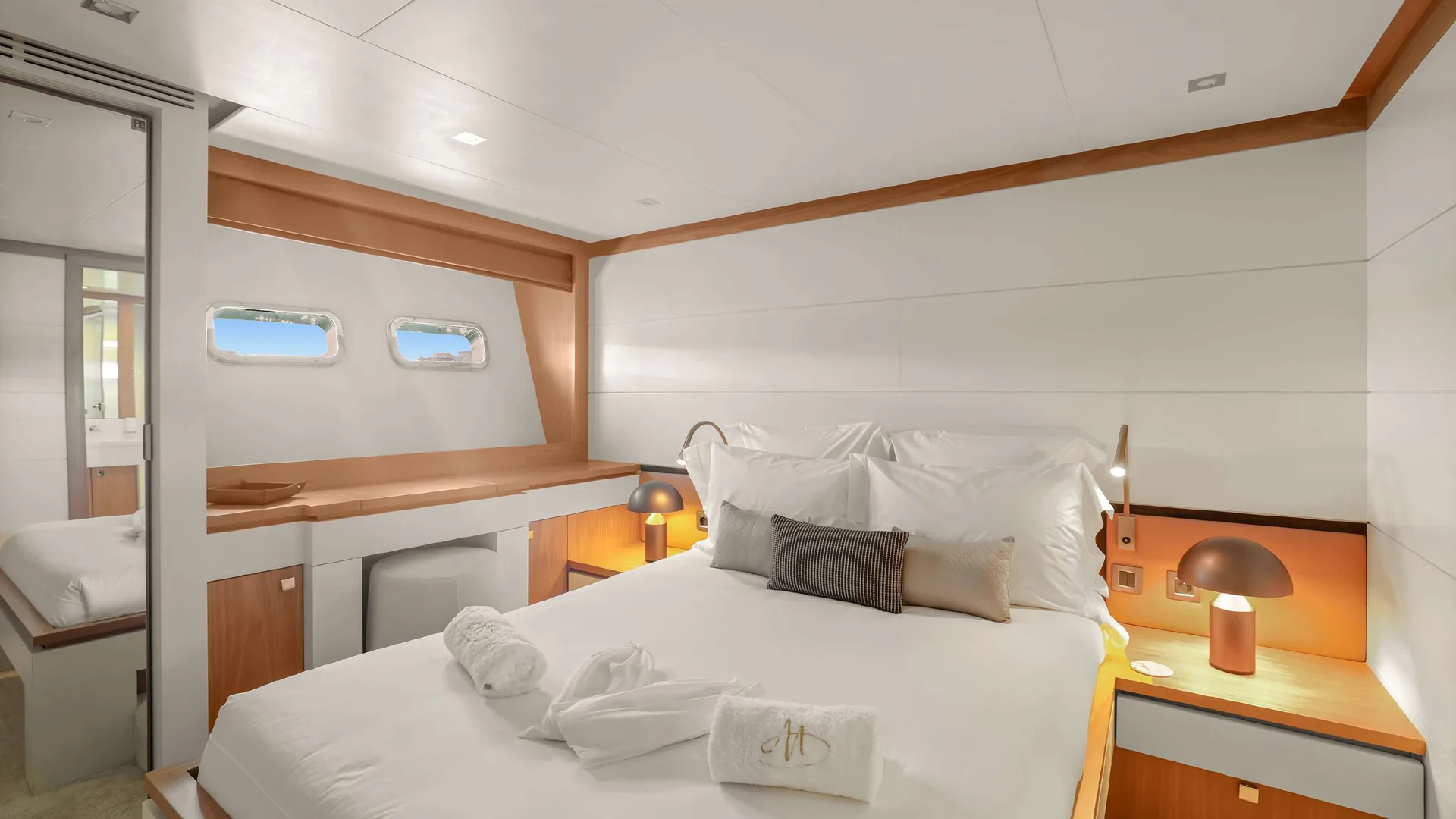 Millesime - photo 22 yacht charter Mykonos