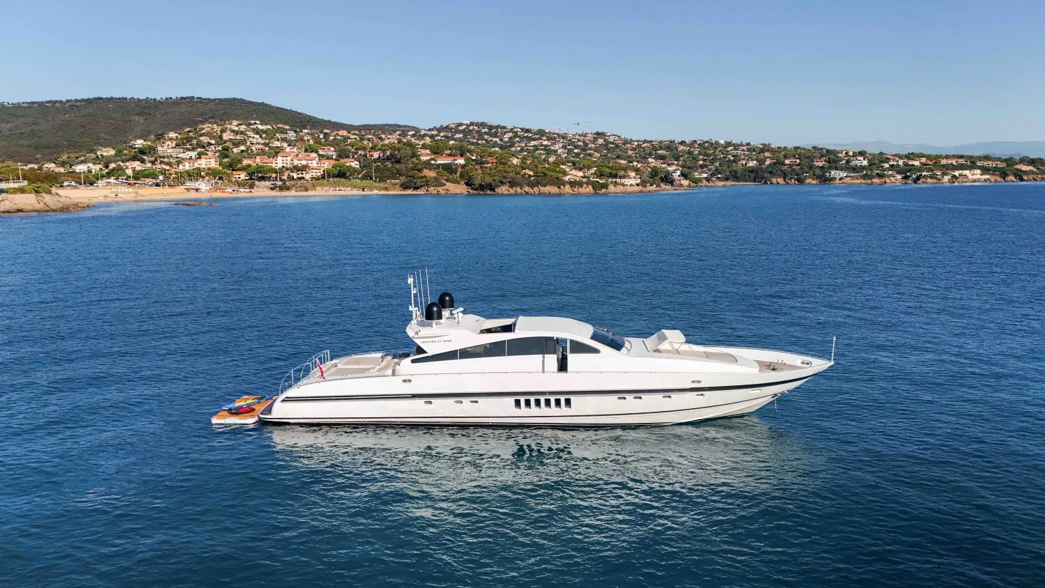 NOTORIOUS - photo 1 yacht charter Mykonos