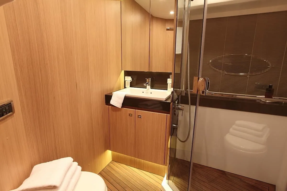 OBSESSIO - photo 14 yacht charter Mykonos