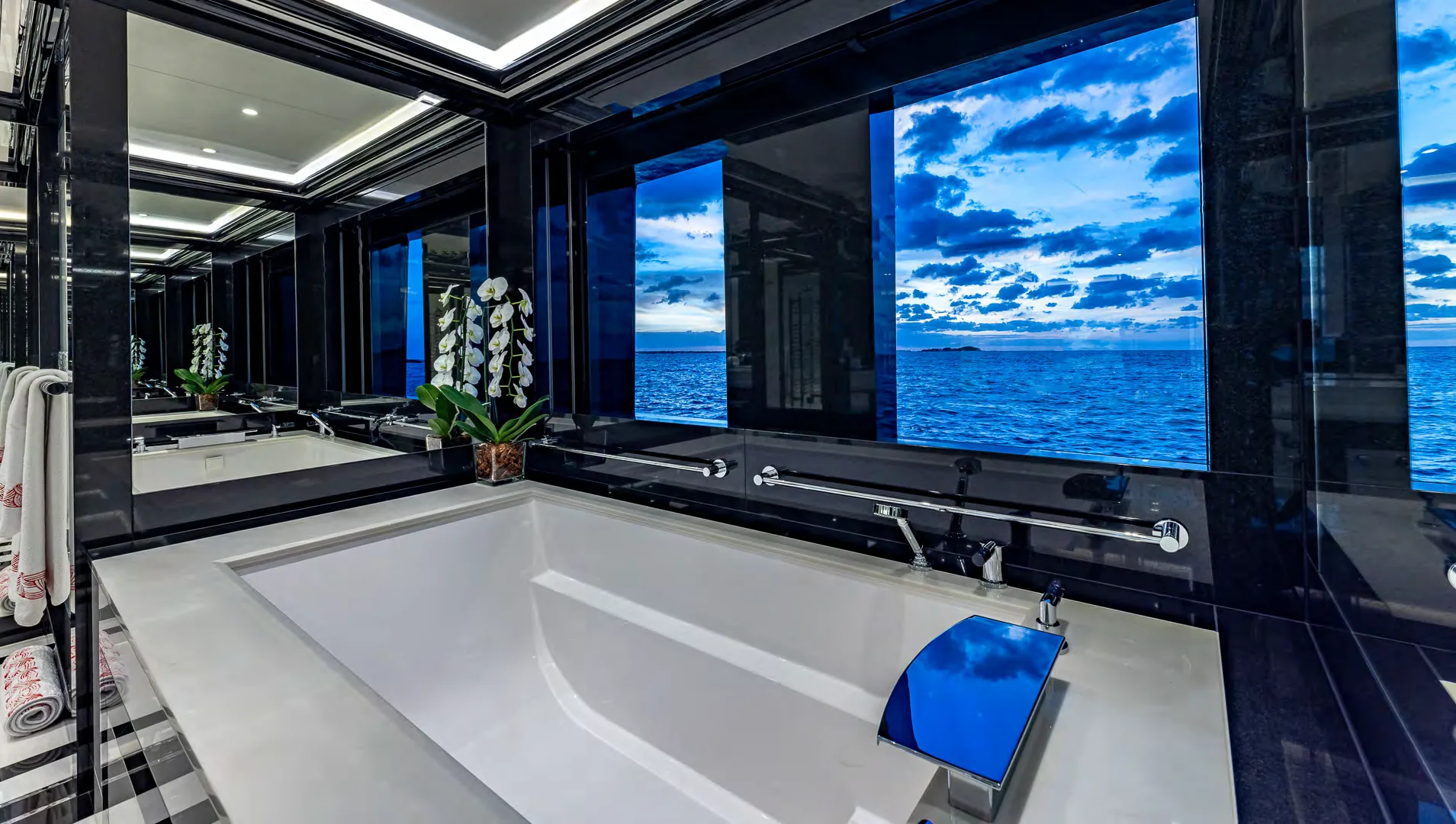 OKTO - photo 11 yacht charter Mykonos