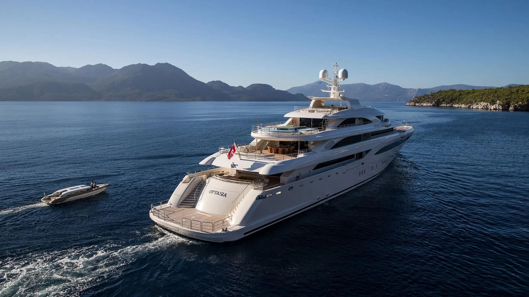 OPTASIA - photo 2 yacht charter Mykonos