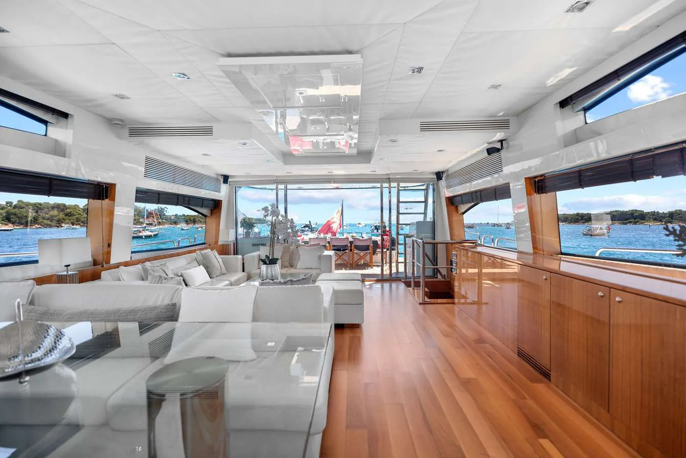 Palumba - photo 19 yacht charter Mykonos