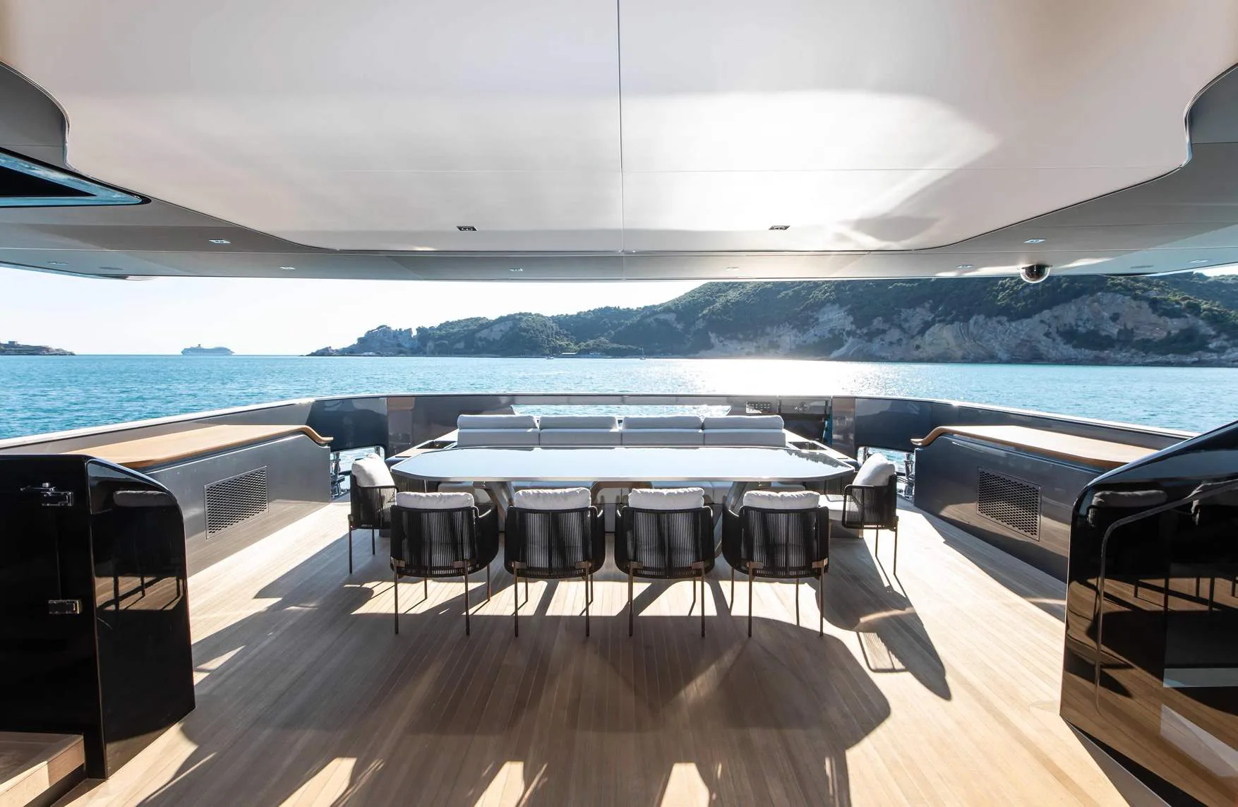 Panam - photo 12 yacht charter Mykonos
