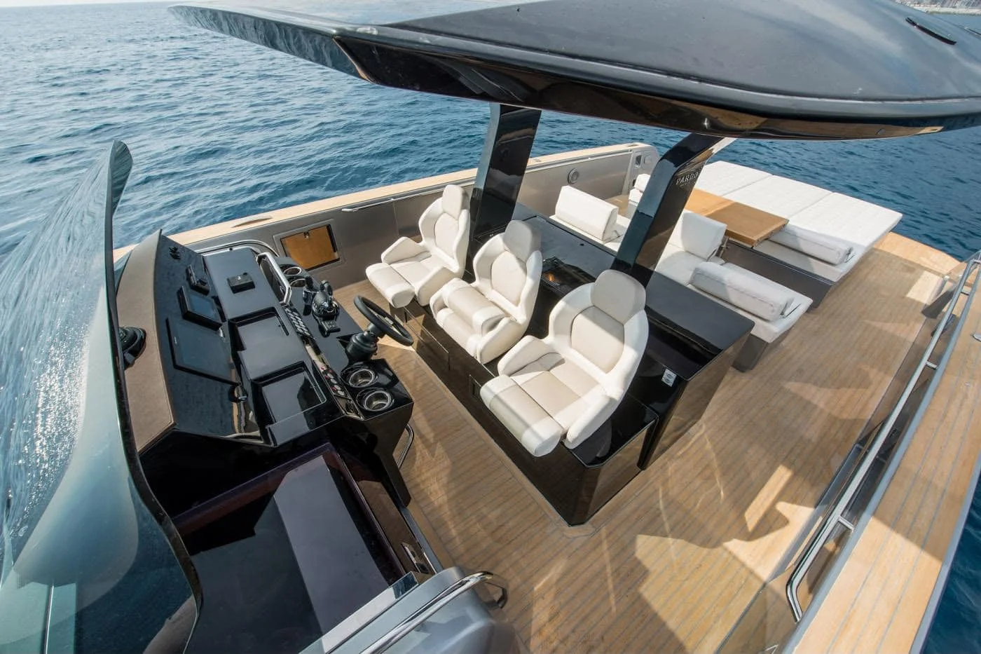 Pardo 43 - photo 6 yacht charter Mykonos