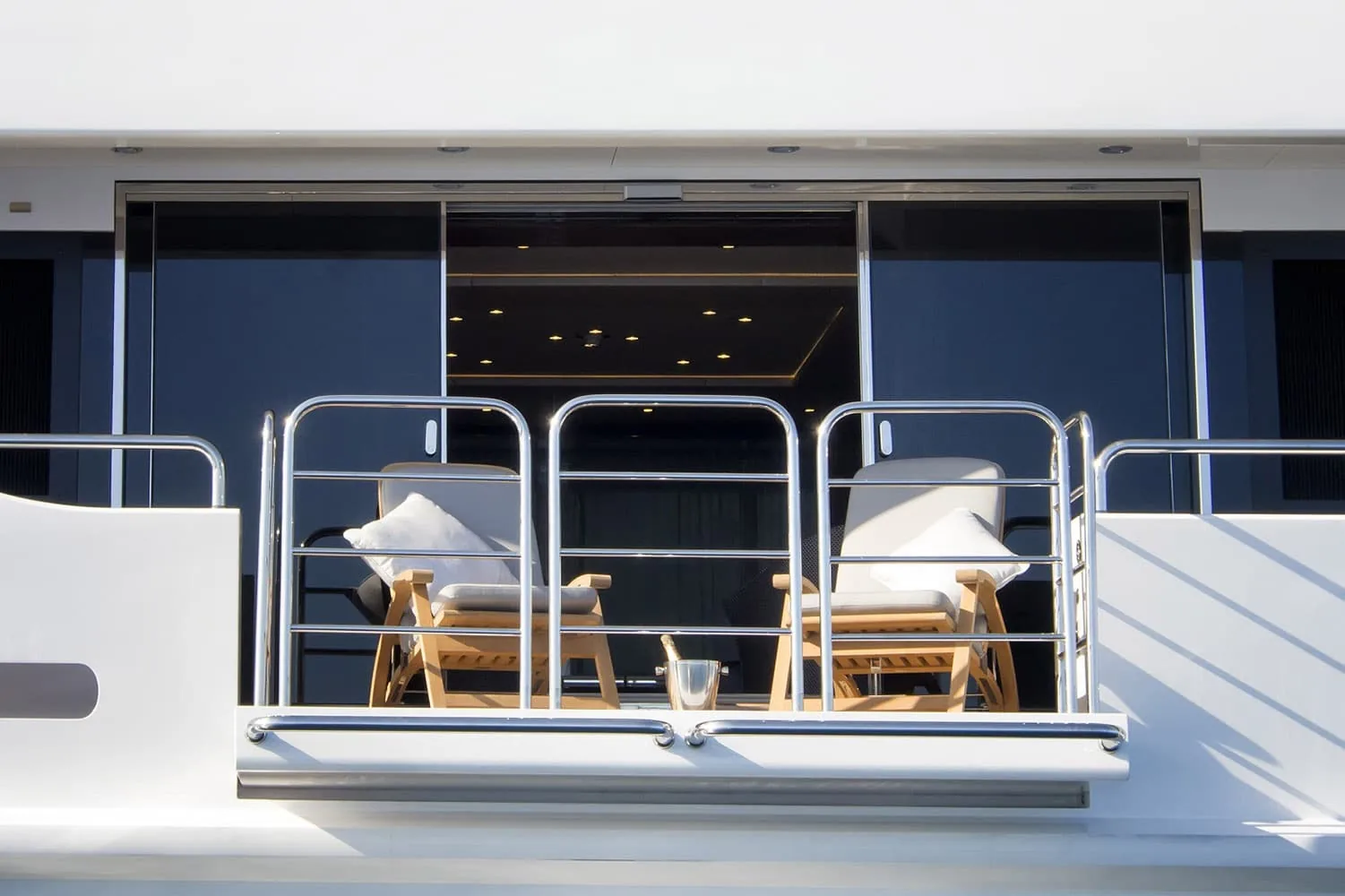 PRINCESS AVK - photo 11 yacht charter Mykonos