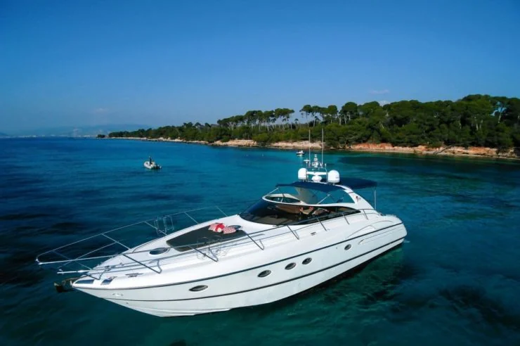 Princess V50 - photo 7 yacht charter Mykonos