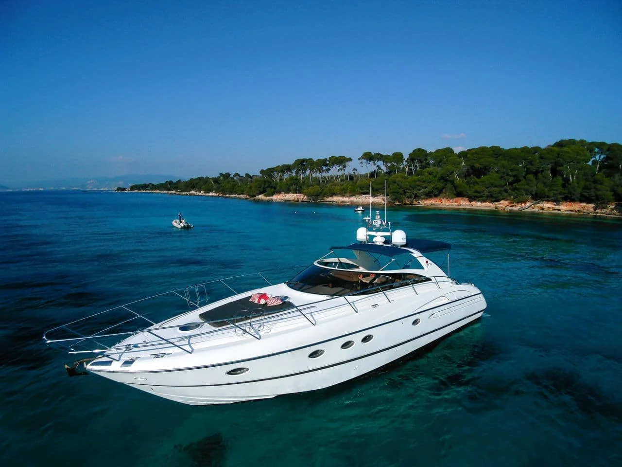 Princess V50 - photo 1 yacht charter Mykonos