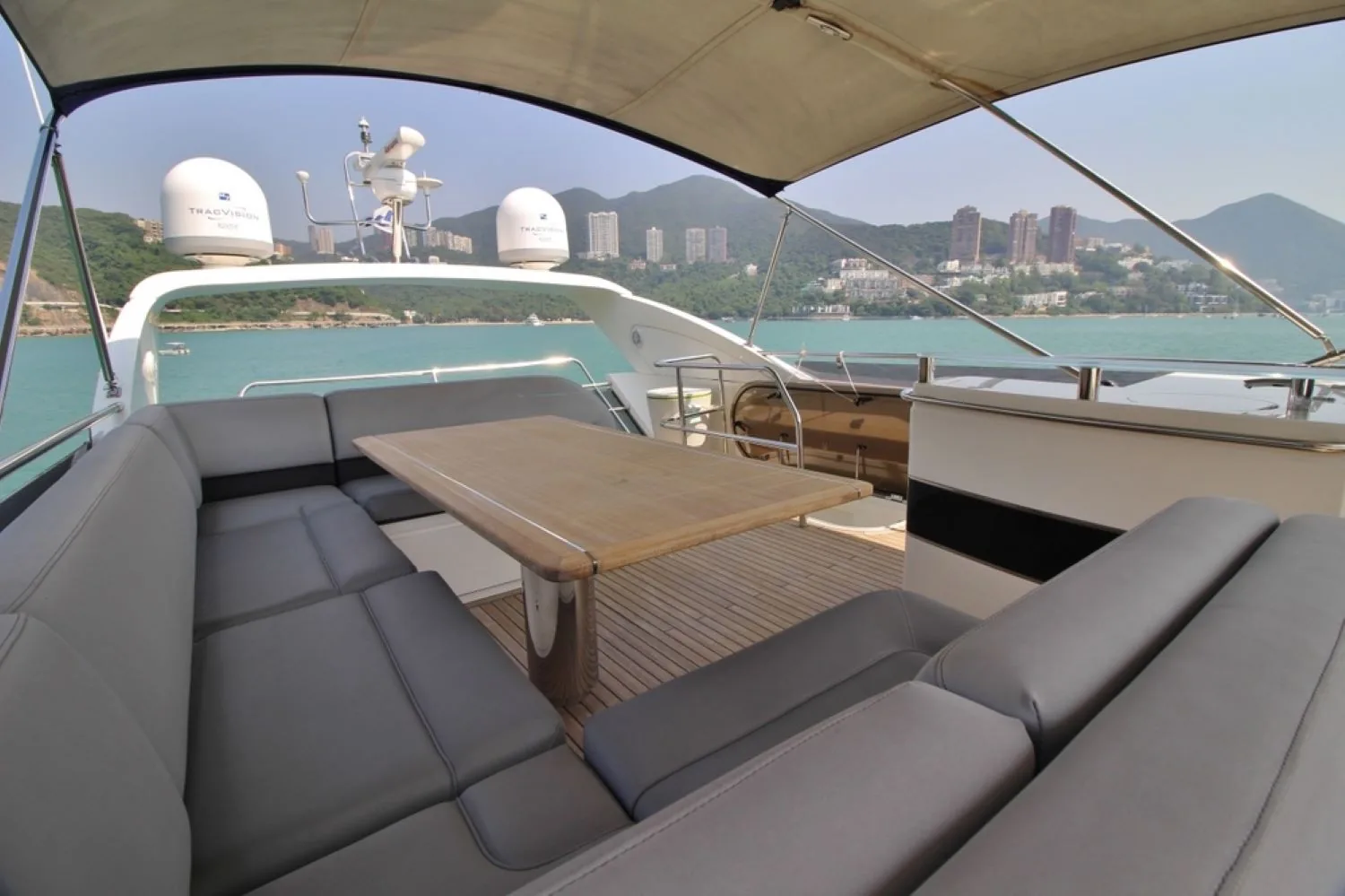 PRINCESS V64 - photo 8 yacht charter Mykonos