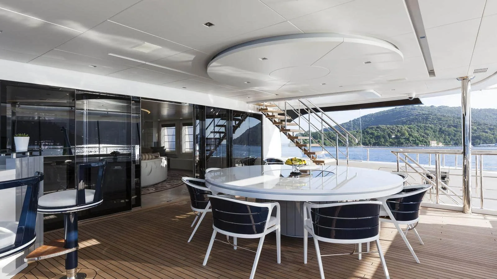 QUINTA ESSENTIA - photo 10 yacht charter Mykonos